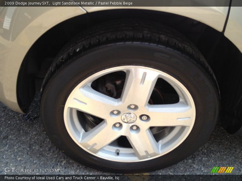 Light Sandstone Metallic / Pastel Pebble Beige 2009 Dodge Journey SXT