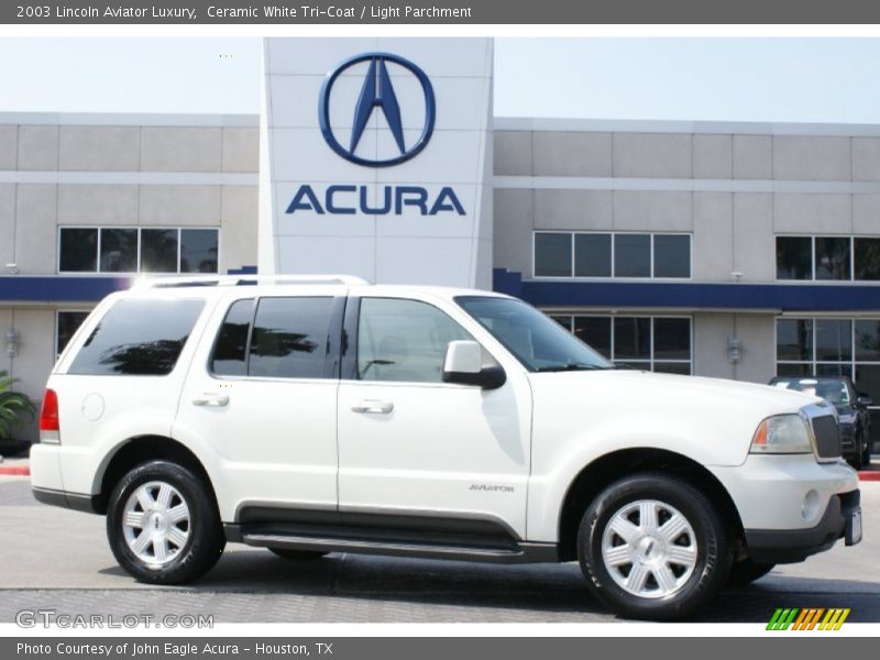 Ceramic White Tri-Coat / Light Parchment 2003 Lincoln Aviator Luxury