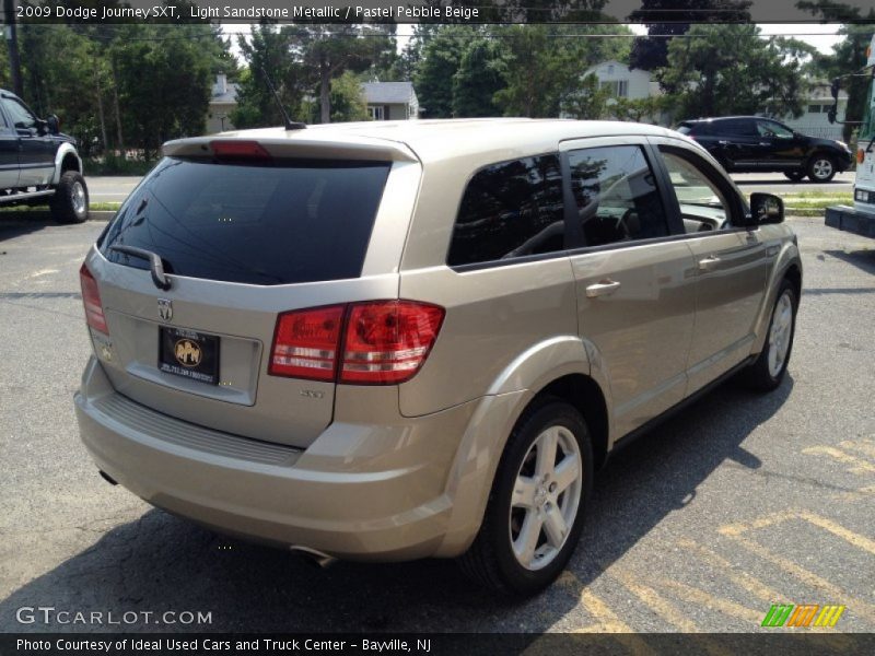 Light Sandstone Metallic / Pastel Pebble Beige 2009 Dodge Journey SXT
