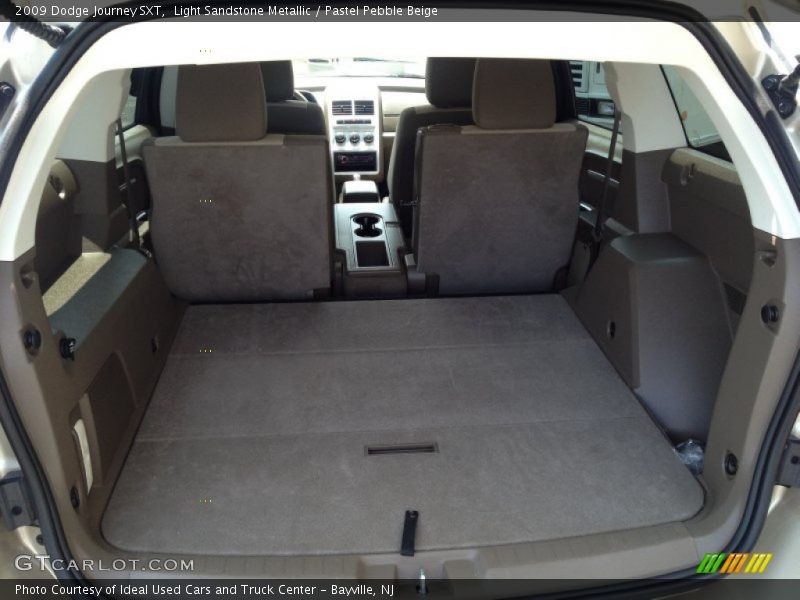 Light Sandstone Metallic / Pastel Pebble Beige 2009 Dodge Journey SXT