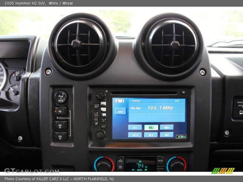 White / Wheat 2005 Hummer H2 SUV