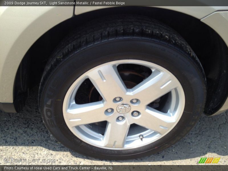 Light Sandstone Metallic / Pastel Pebble Beige 2009 Dodge Journey SXT