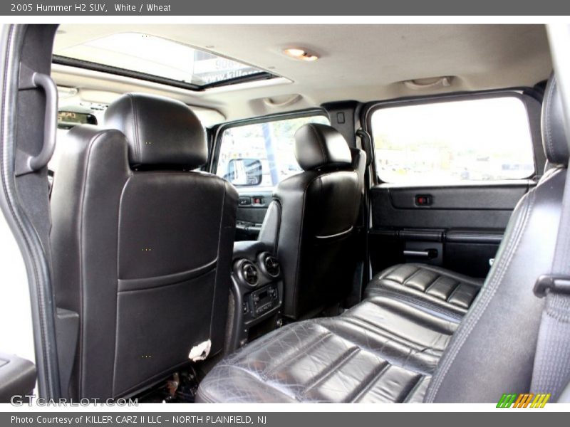 White / Wheat 2005 Hummer H2 SUV