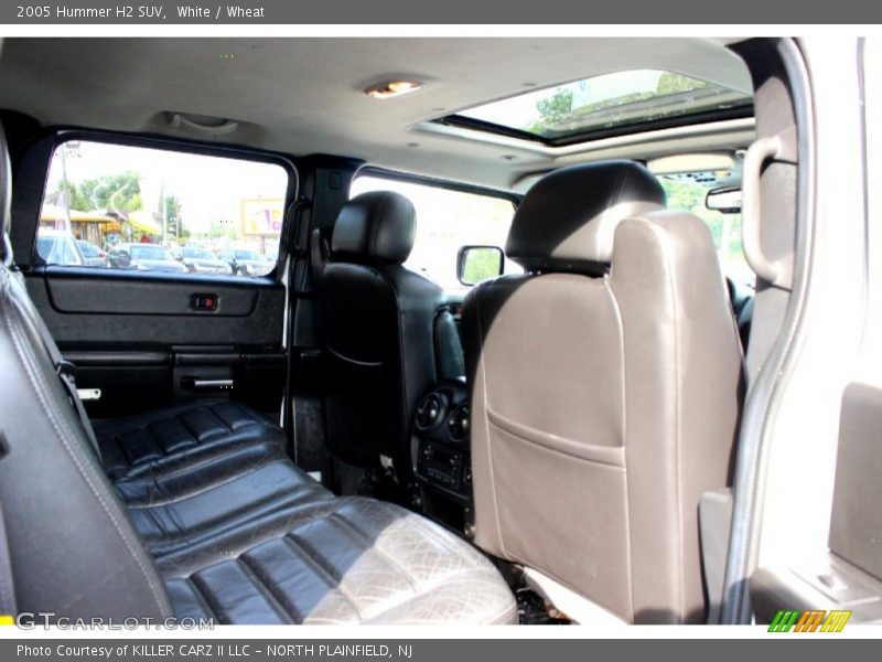 White / Wheat 2005 Hummer H2 SUV