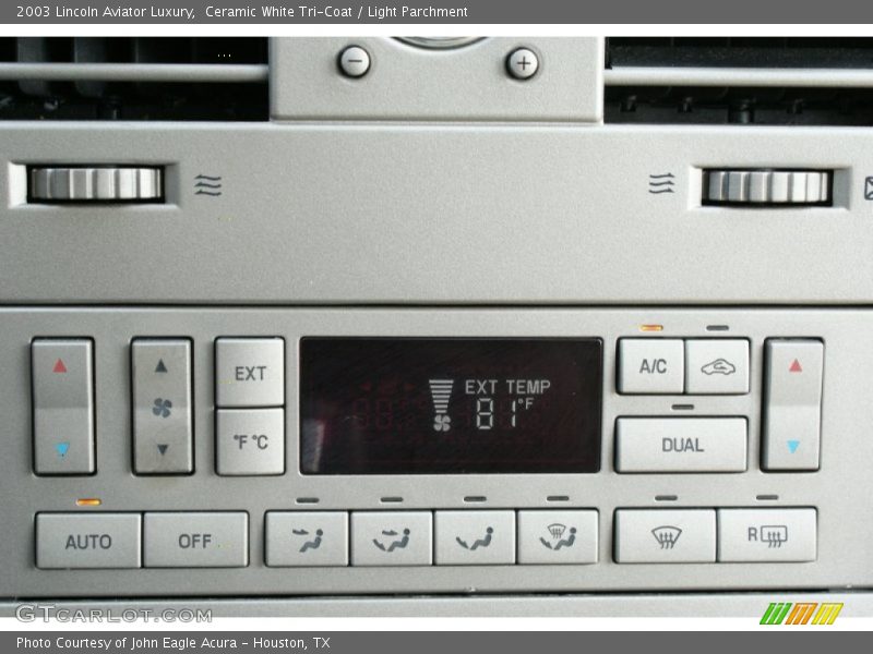 Ceramic White Tri-Coat / Light Parchment 2003 Lincoln Aviator Luxury