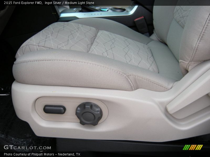 Ingot Silver / Medium Light Stone 2015 Ford Explorer FWD