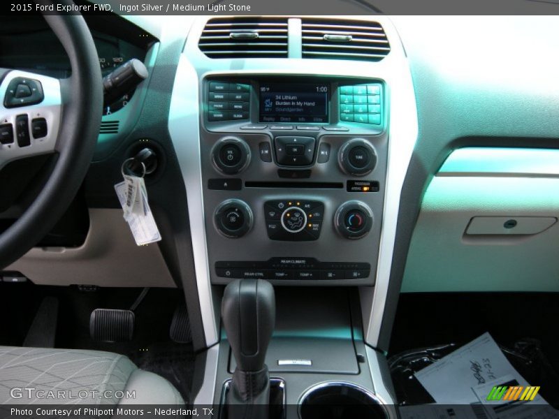 Ingot Silver / Medium Light Stone 2015 Ford Explorer FWD