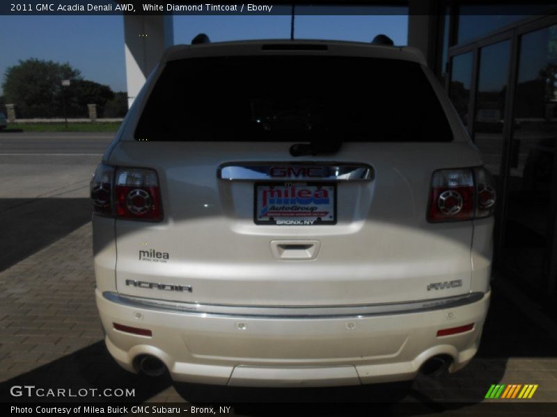 White Diamond Tintcoat / Ebony 2011 GMC Acadia Denali AWD