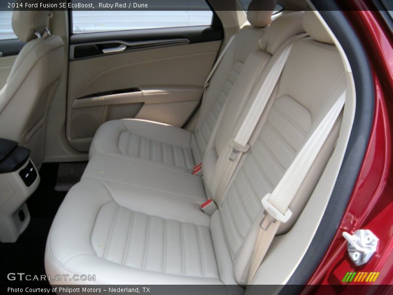 Ruby Red / Dune 2014 Ford Fusion SE EcoBoost