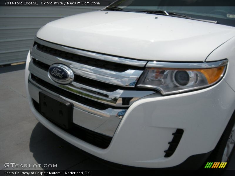 Oxford White / Medium Light Stone 2014 Ford Edge SE