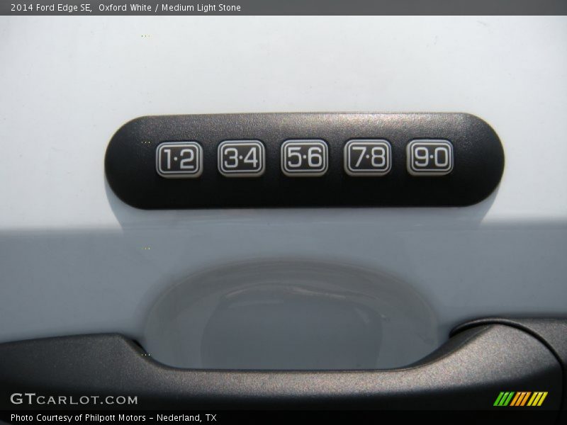 Oxford White / Medium Light Stone 2014 Ford Edge SE