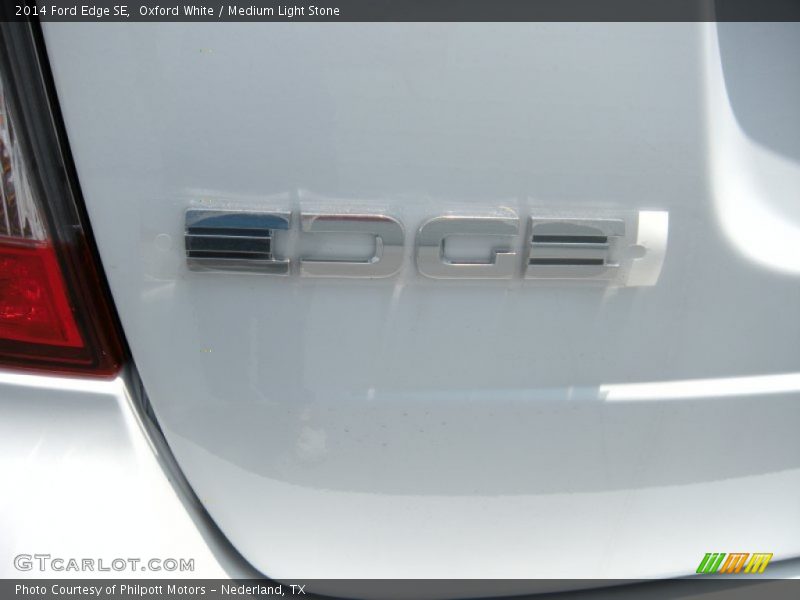 Oxford White / Medium Light Stone 2014 Ford Edge SE