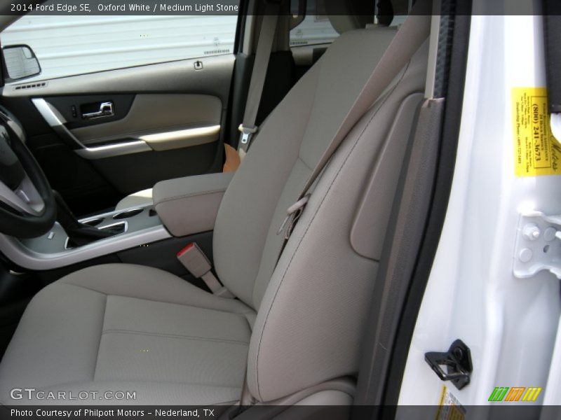 Oxford White / Medium Light Stone 2014 Ford Edge SE