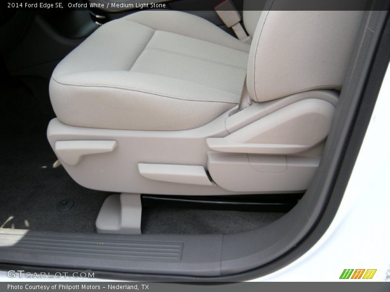 Oxford White / Medium Light Stone 2014 Ford Edge SE