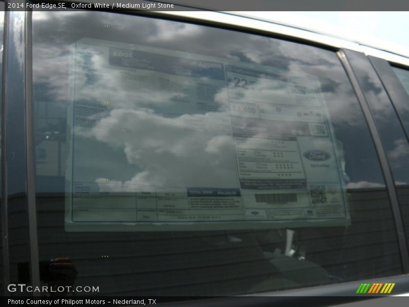 Oxford White / Medium Light Stone 2014 Ford Edge SE