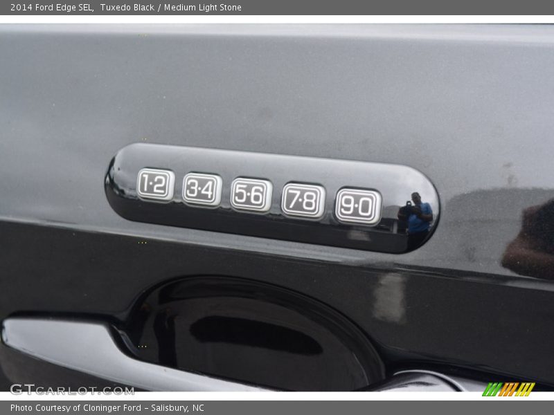 Tuxedo Black / Medium Light Stone 2014 Ford Edge SEL