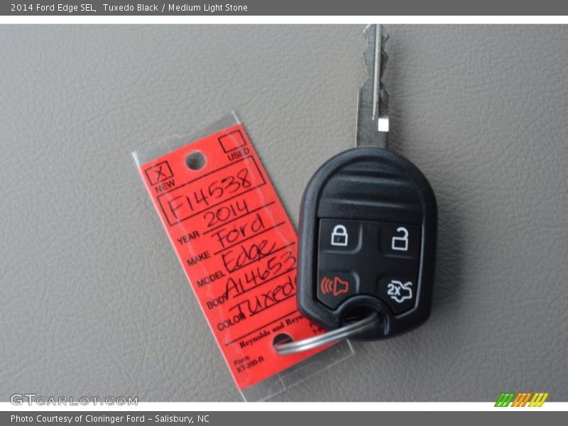 Tuxedo Black / Medium Light Stone 2014 Ford Edge SEL