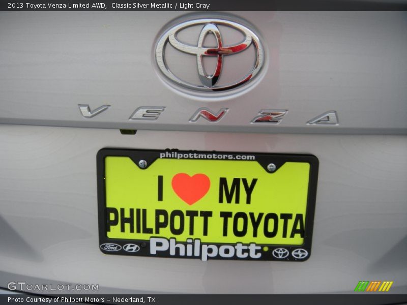 Classic Silver Metallic / Light Gray 2013 Toyota Venza Limited AWD