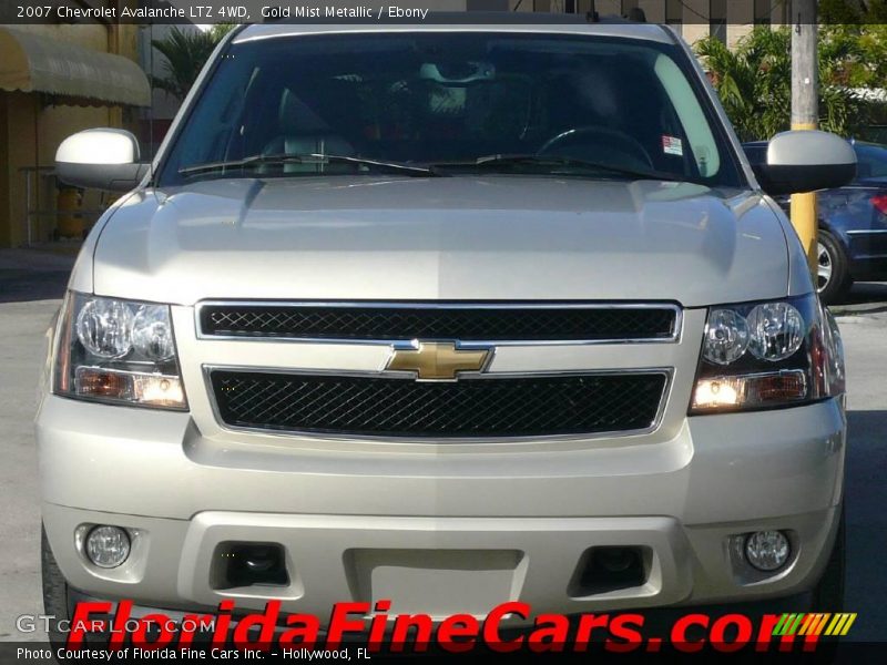 Gold Mist Metallic / Ebony 2007 Chevrolet Avalanche LTZ 4WD