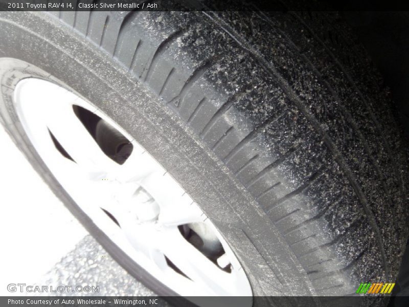 Classic Silver Metallic / Ash 2011 Toyota RAV4 I4