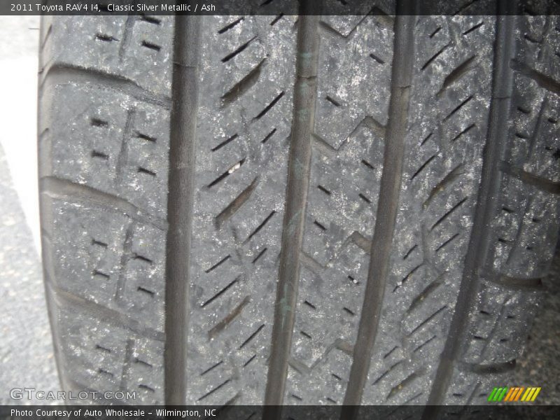 Classic Silver Metallic / Ash 2011 Toyota RAV4 I4