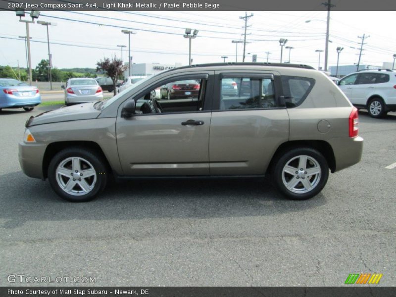 Light Khaki Metallic / Pastel Pebble Beige 2007 Jeep Compass Sport 4x4