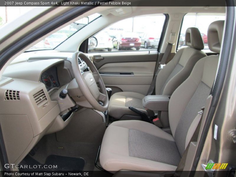 Light Khaki Metallic / Pastel Pebble Beige 2007 Jeep Compass Sport 4x4