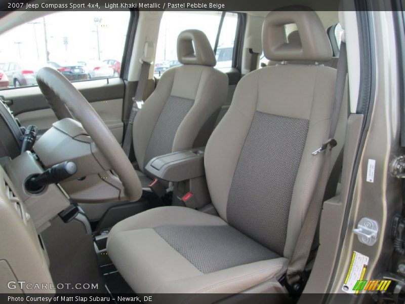 Light Khaki Metallic / Pastel Pebble Beige 2007 Jeep Compass Sport 4x4