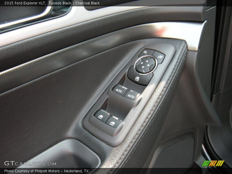 Tuxedo Black / Charcoal Black 2015 Ford Explorer XLT