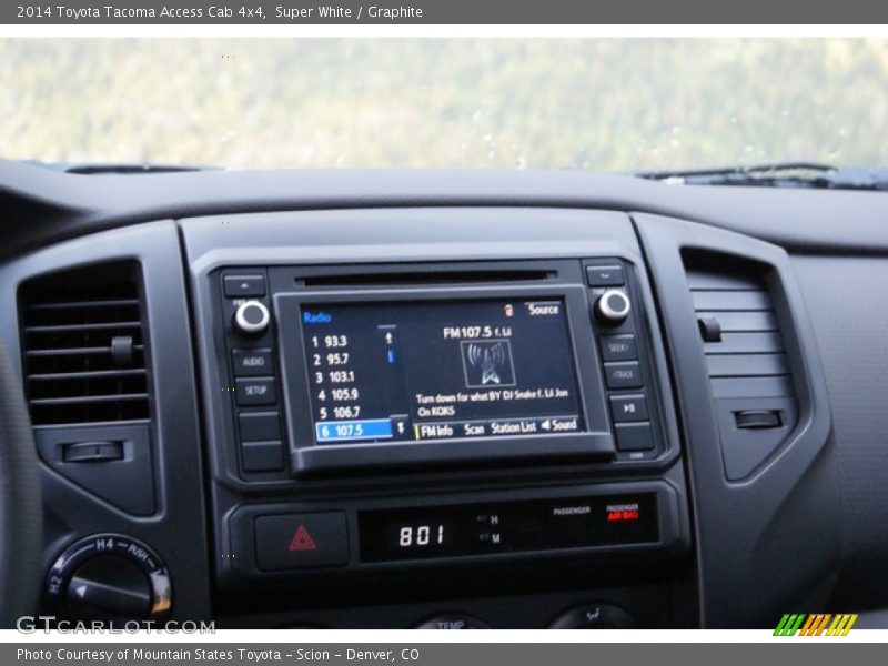Super White / Graphite 2014 Toyota Tacoma Access Cab 4x4