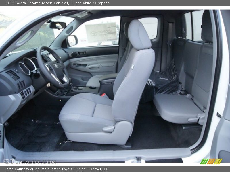 Super White / Graphite 2014 Toyota Tacoma Access Cab 4x4