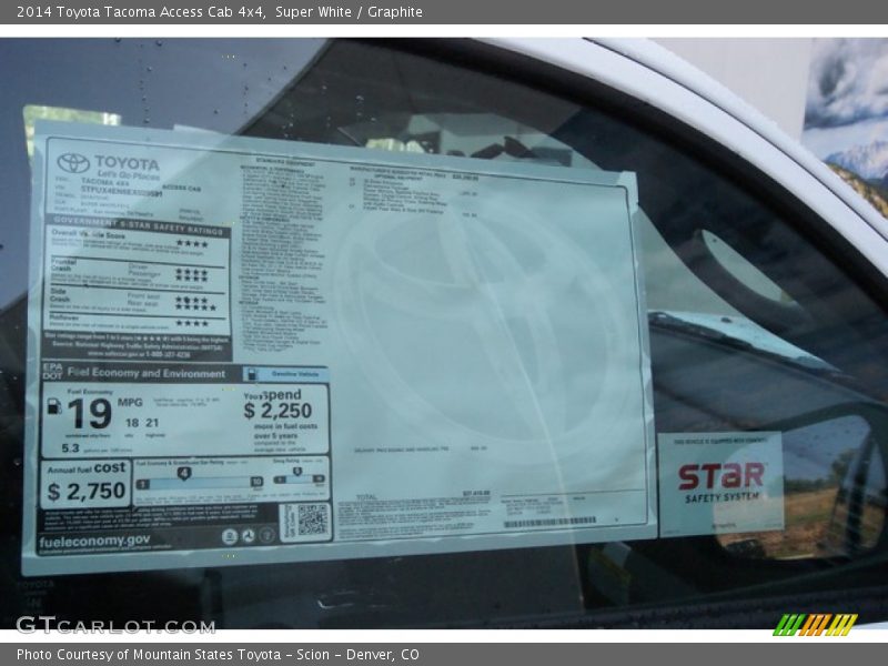 Super White / Graphite 2014 Toyota Tacoma Access Cab 4x4