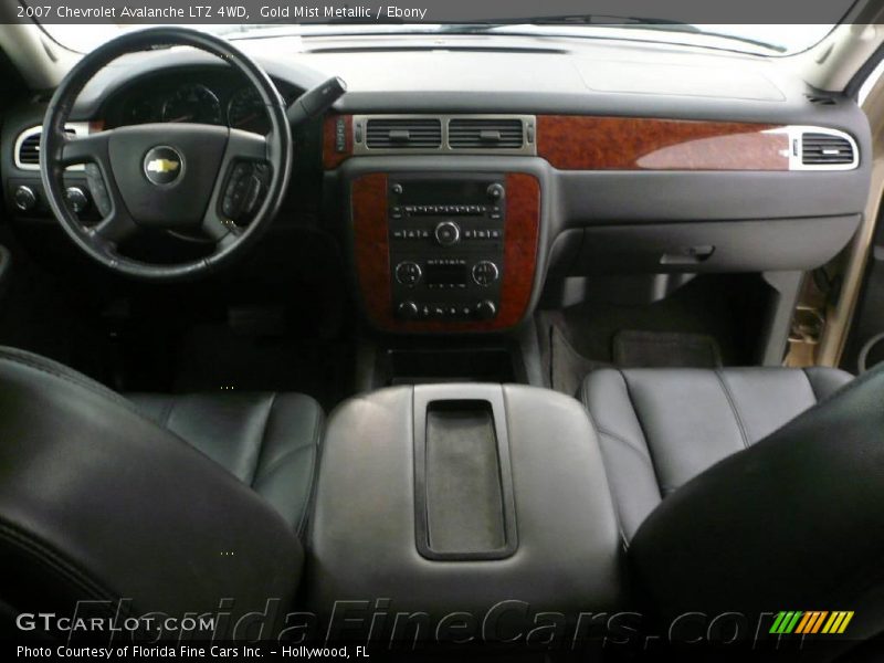 Gold Mist Metallic / Ebony 2007 Chevrolet Avalanche LTZ 4WD