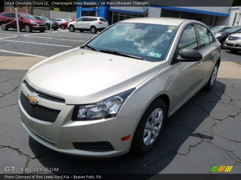 Champagne Silver Metallic / Jet Black/Medium Titanium 2014 Chevrolet Cruze LS