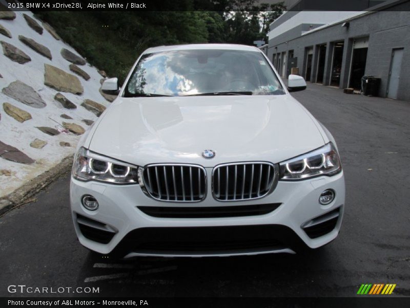 Alpine White / Black 2015 BMW X4 xDrive28i