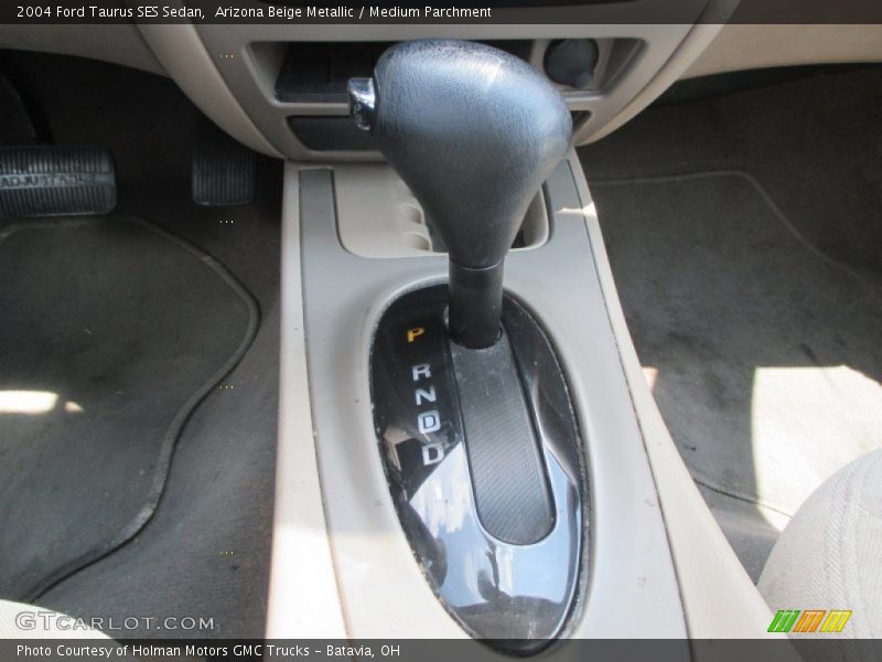 Arizona Beige Metallic / Medium Parchment 2004 Ford Taurus SES Sedan