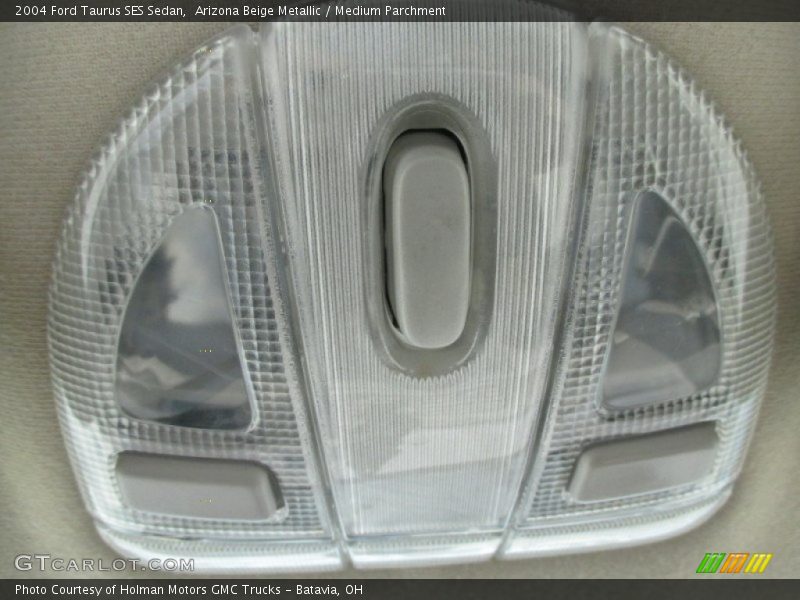 Arizona Beige Metallic / Medium Parchment 2004 Ford Taurus SES Sedan