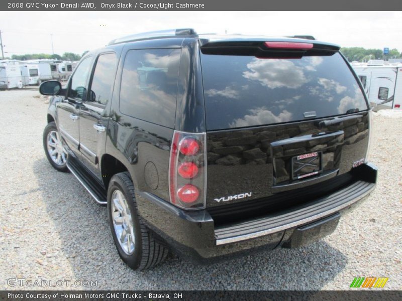 Onyx Black / Cocoa/Light Cashmere 2008 GMC Yukon Denali AWD
