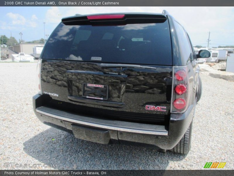 Onyx Black / Cocoa/Light Cashmere 2008 GMC Yukon Denali AWD