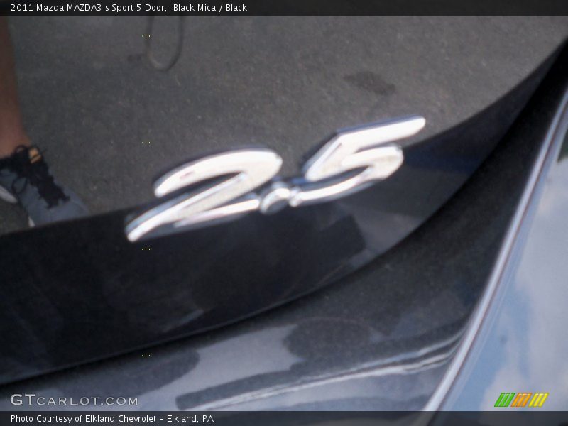 Black Mica / Black 2011 Mazda MAZDA3 s Sport 5 Door