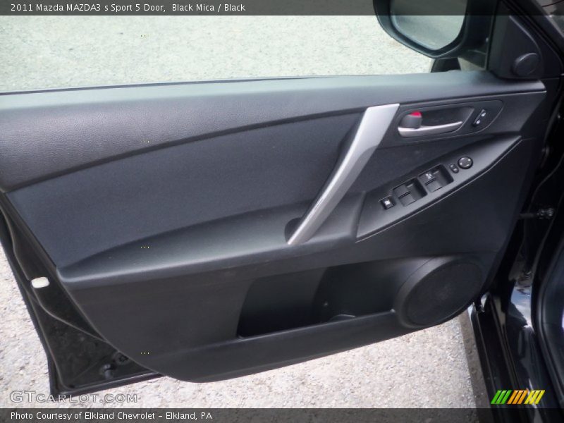 Black Mica / Black 2011 Mazda MAZDA3 s Sport 5 Door