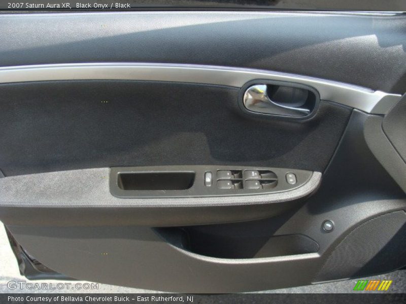 Black Onyx / Black 2007 Saturn Aura XR