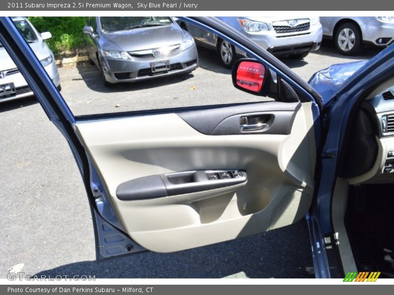 Sky Blue Pearl / Ivory 2011 Subaru Impreza 2.5i Premium Wagon