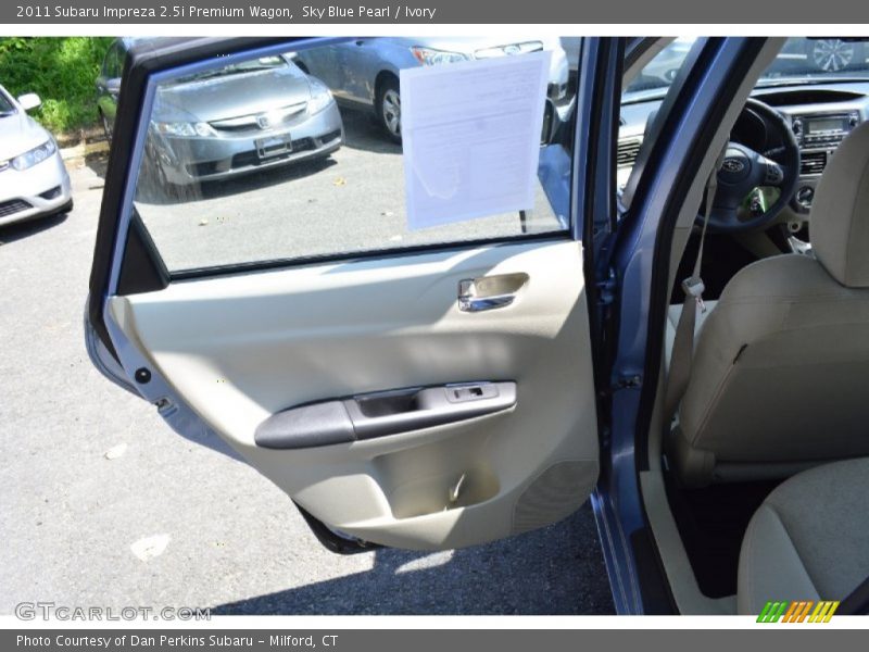 Sky Blue Pearl / Ivory 2011 Subaru Impreza 2.5i Premium Wagon