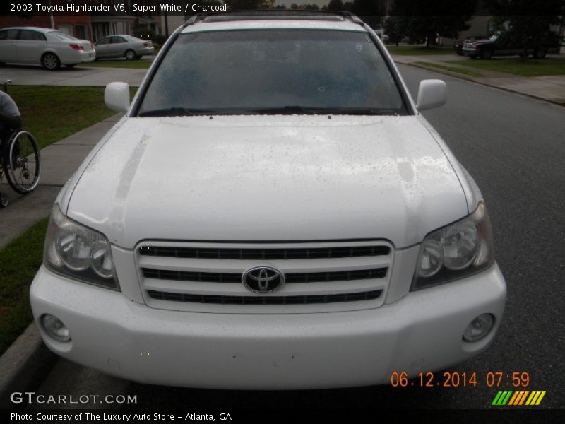 Super White / Charcoal 2003 Toyota Highlander V6