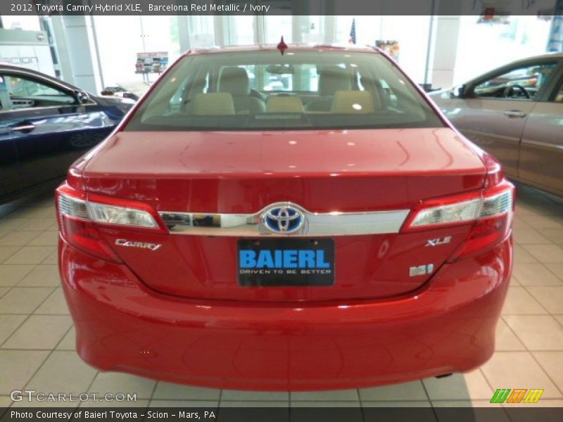 Barcelona Red Metallic / Ivory 2012 Toyota Camry Hybrid XLE