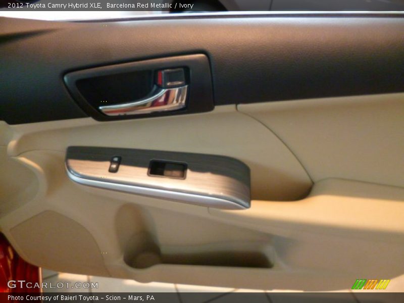 Barcelona Red Metallic / Ivory 2012 Toyota Camry Hybrid XLE