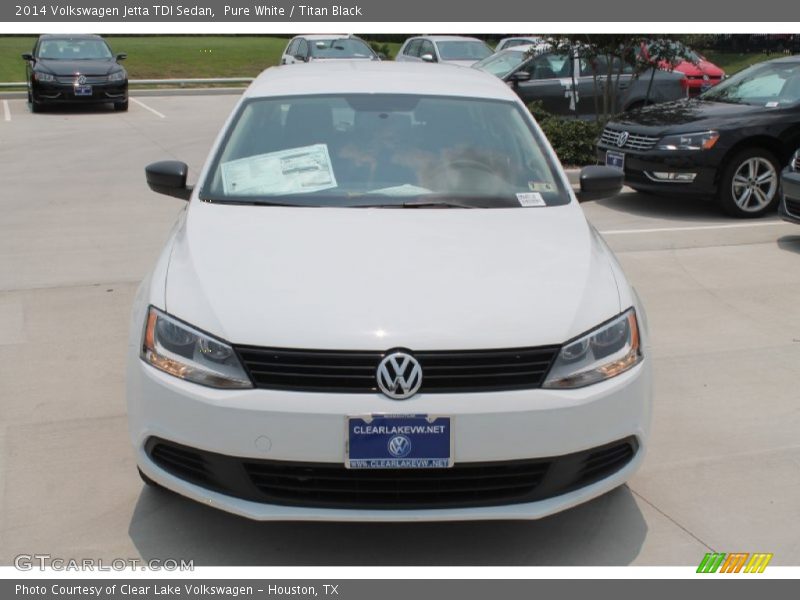 Pure White / Titan Black 2014 Volkswagen Jetta TDI Sedan