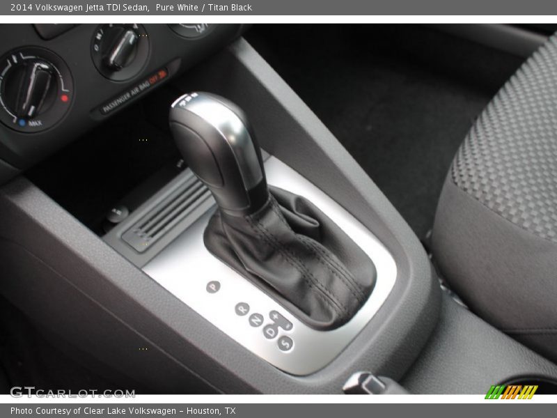 Pure White / Titan Black 2014 Volkswagen Jetta TDI Sedan