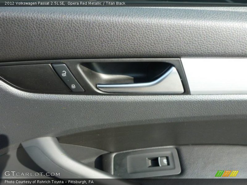 Opera Red Metallic / Titan Black 2012 Volkswagen Passat 2.5L SE